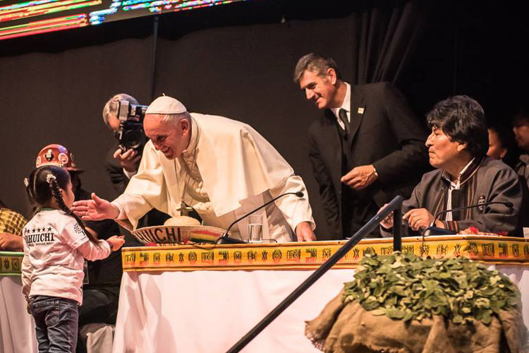 Las 4 cosas que el Papa Francisco les dice a los pobres