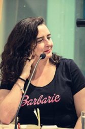 Es una tortura MANIFIESTO DE LAS MUJERES CON PRESENCIA PÚBLICA