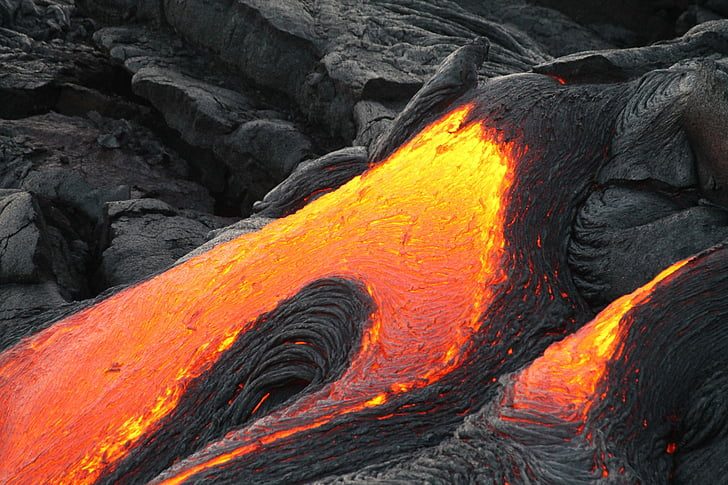 volcano-lava-flowing-eruption-preview